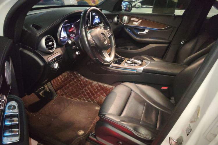 Used Mercedes-Benz GLC 2019 GLC 300 L 4MATIC Dynamic Model