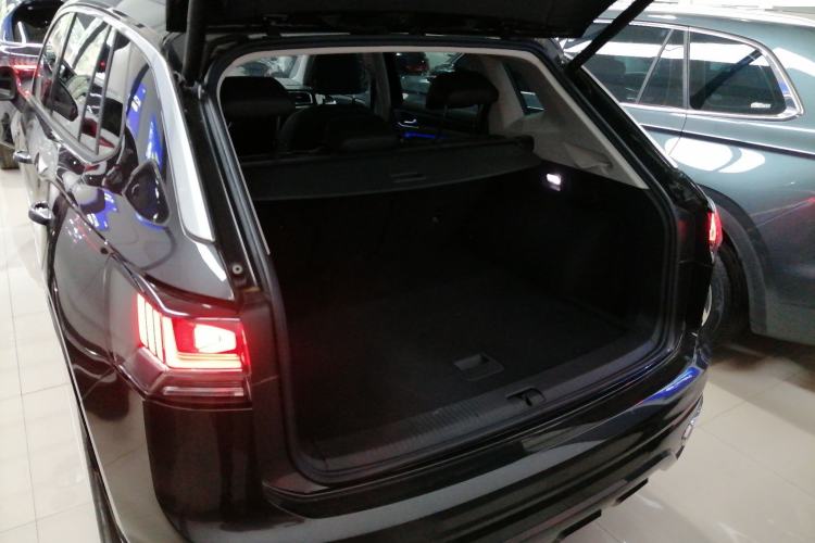 Used Volkswagen Tayron GTE Plug-in Hybrid 2024 280TSI Luxury Plus Advanced Edition