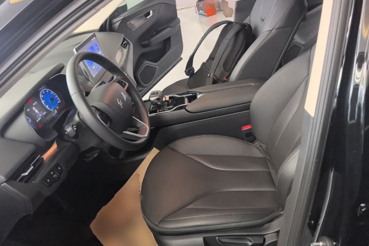 Used Hongqi E-QM5 2023 Revised Version Basic Travel Edition
