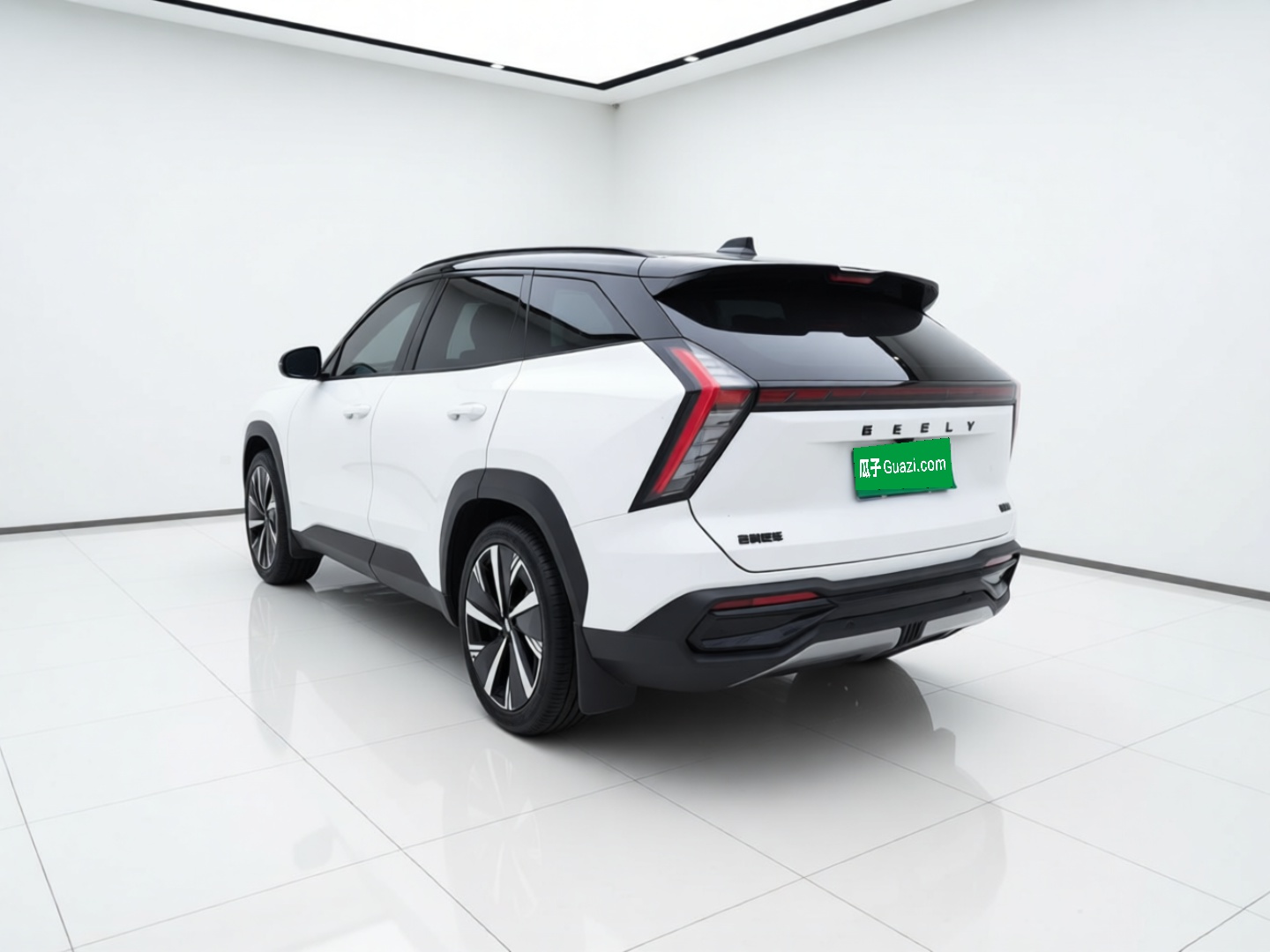 Geely Auto FX11 2024 1.5TD DCT Flagship Edition — снимка 4