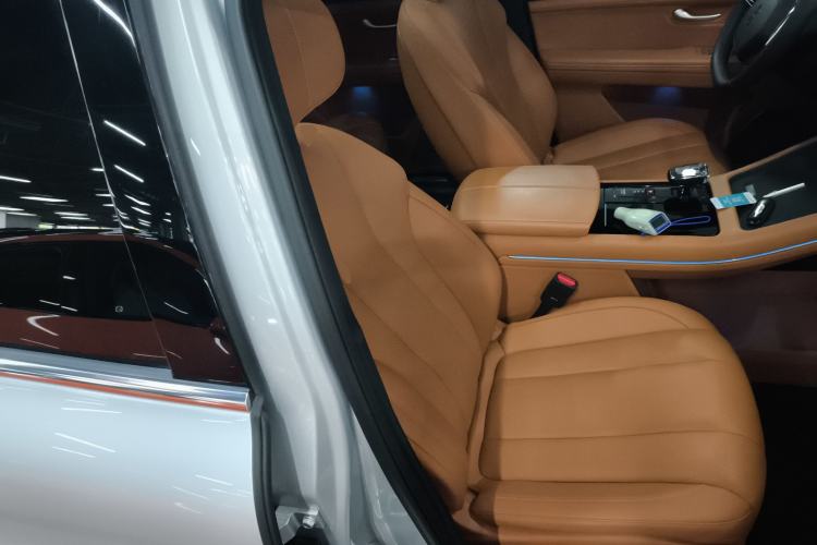 Used Hima AITO M7 2024 1.5T Four-Wheel Drive Plus Version 5 Seats Right Front Seat