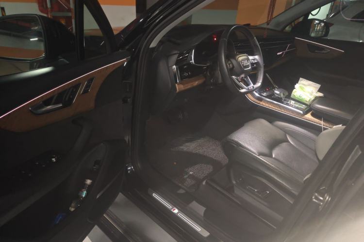 Used Audi Q7 2021 55 TFSI quattro S line Prestige Edition