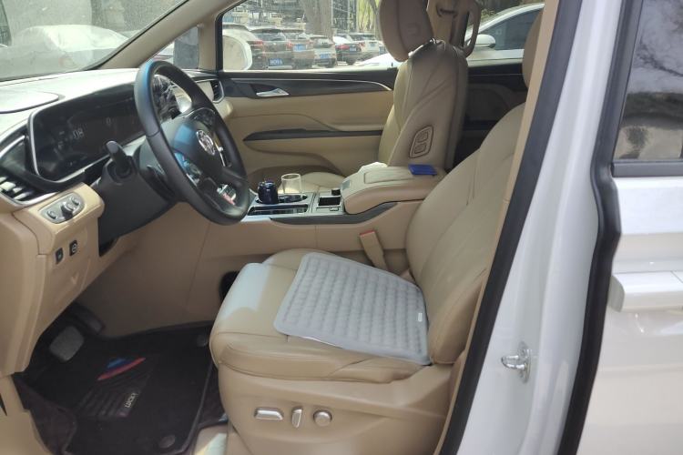 Used Buick GL8 2021 ES Land Cruiser 653T Luxury Edition
