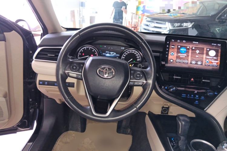 Used Toyota Camry 2021 2.0G Luxury Edition Steering Wheel