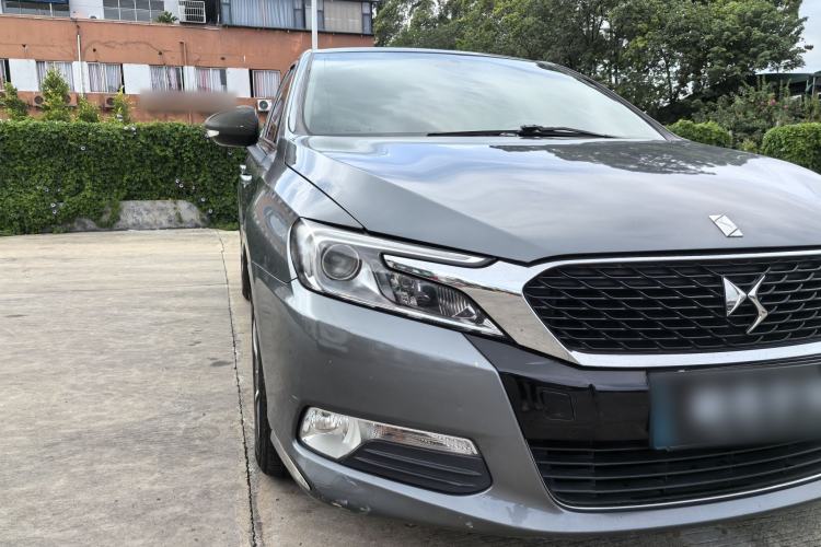 Used DS 5LS 2014 1.6T Elegant Version THP160
