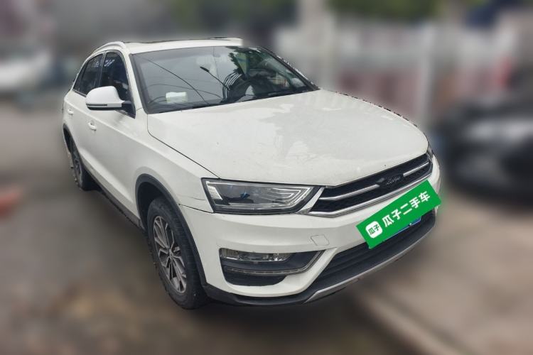 Used Zotye SR7 2017 1.5T Manual Cube Dream Edition Front Right 45 Deg
