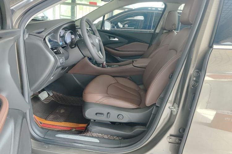 Used Buick Envision 2018 20T Two-Wheel Drive Luxury Model Interior 3