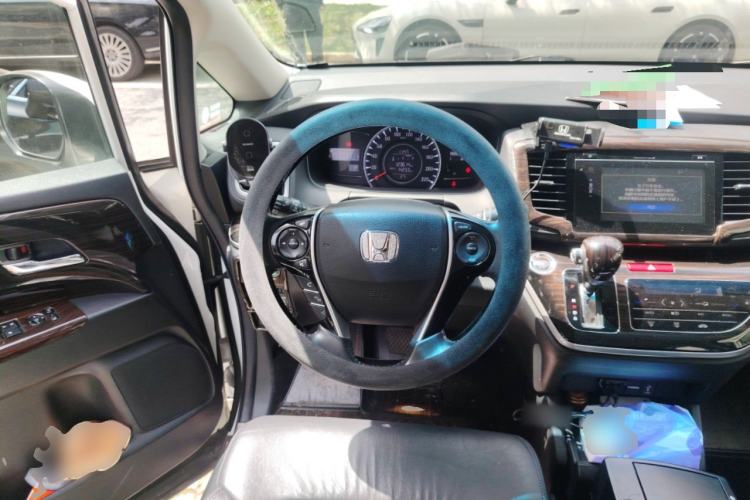 Used Honda Odyssey 2018 2.4L Luxury Edition Steering Wheel