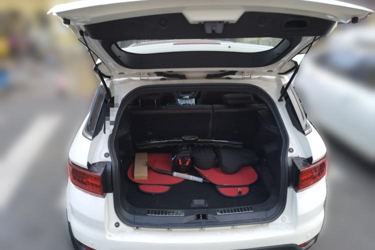 Used Land X7 2015 2.0T Panoramic Prestige Edition
