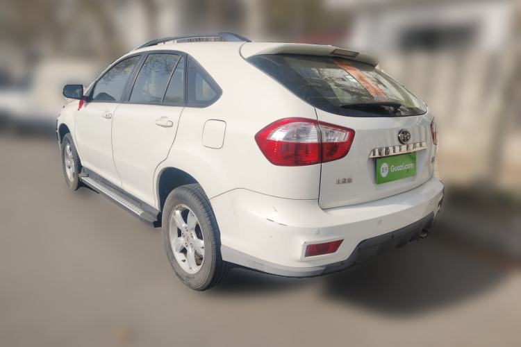Used BYD S6 2012 2.0L Manual Luxury Version