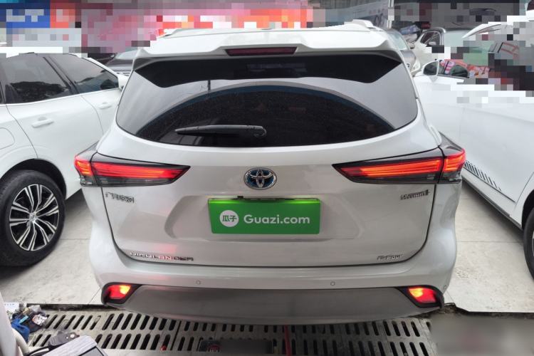 Used Toyota Highlander 2022 Dual-Engine 2.5L Four-Wheel Drive Prestige Version 7 Seats