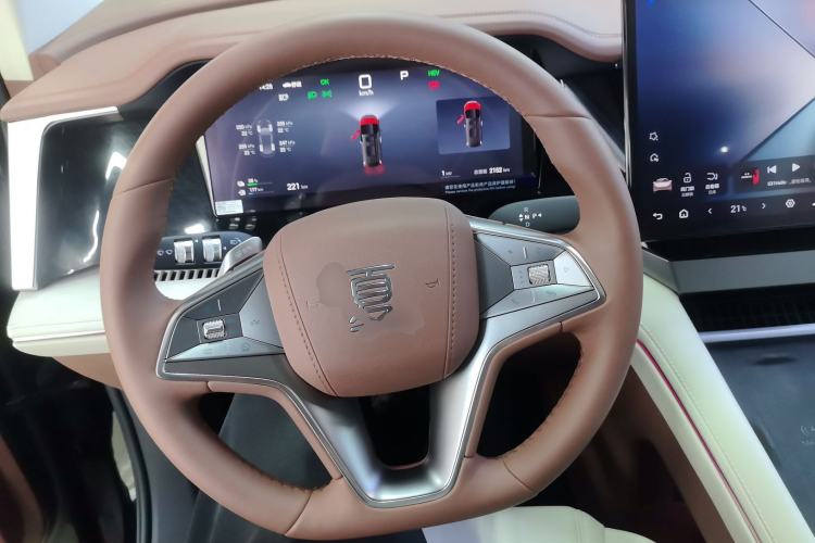 Used BYD Xia 2025 DM-i 1.5T 180km Beyond Edition Steering Wheel