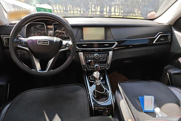 Used Zotye Domy X5 2017 Upgraded Model 1.5T Manual Supreme Edition