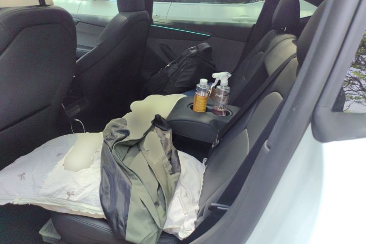 Used Tesla Model Y 2026 Facelifted Long-Range Rear-Drive Model Left Rear Seat