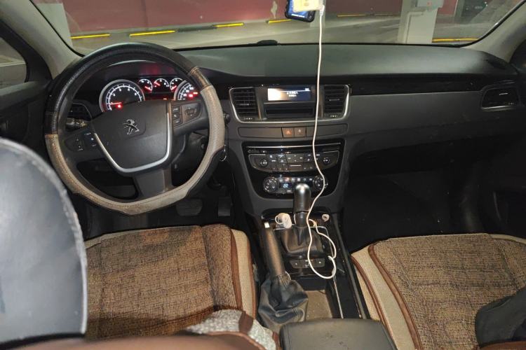 Used Peugeot 508 2012 2.0L Automatic Sunroof Classic Edition Center Console