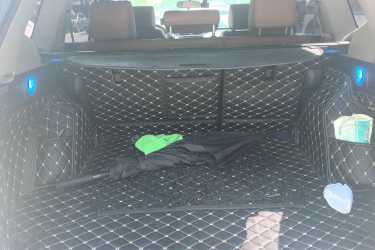 Used Honda CR-V 2017 Hybrid 2.0L Pure Edition Trunk