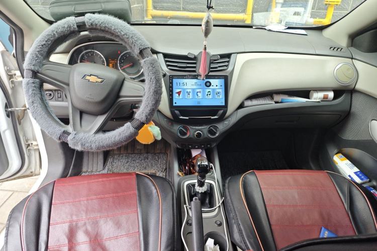 Used Chevrolet Sail 2015 Sail 3 1.3L Manual Ideal Edition Center Console