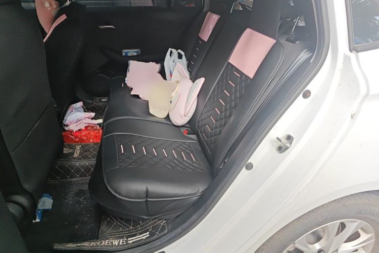Used Roewe i5 2023 1.5L Manual Comfort Edition