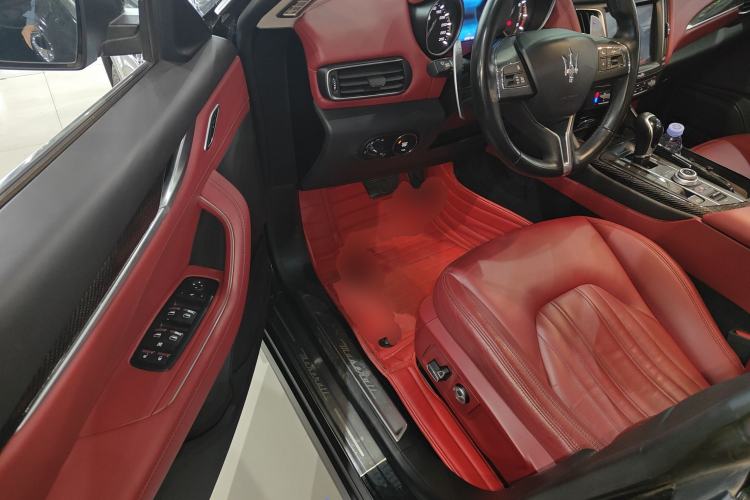 Used Maserati Levante 2016 3.0T Standard Edition Driver Seat