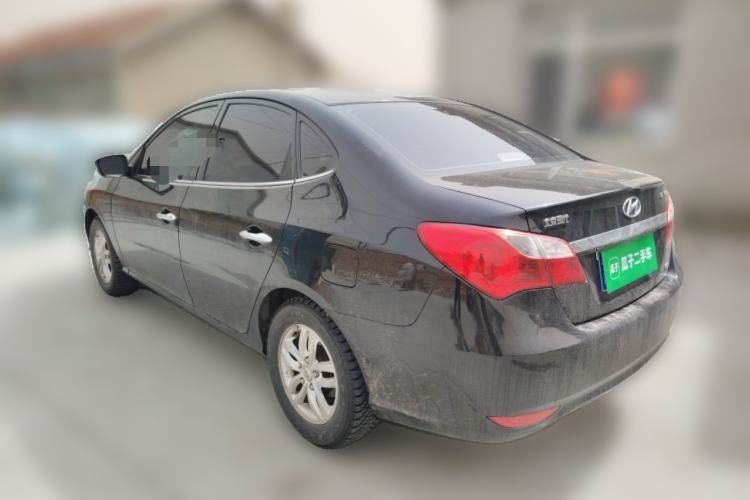 Used Hyundai Celesta 2011 1.6L Manual Luxury Model Rear Left 45 Deg