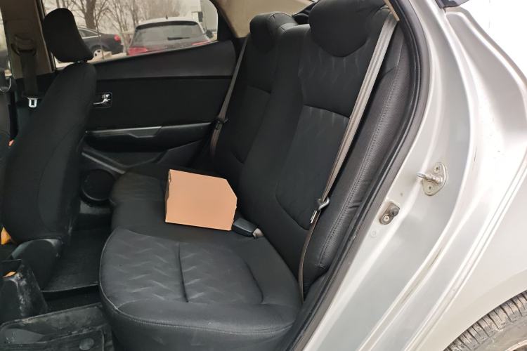 Used Kia K2 2011 Sedan 1.4L Manual Transmission GLS
