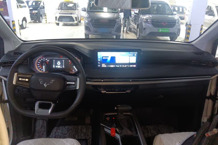 Used Wuling Jiachen 2022 1.5T CVT Smart Luxury Version
