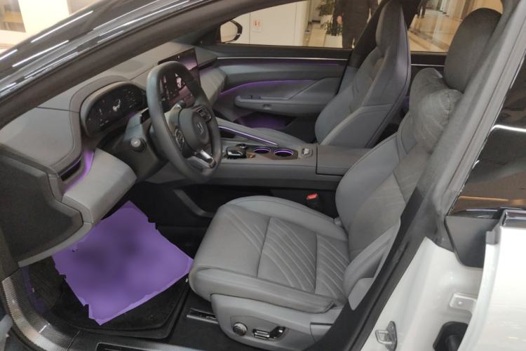 Used Zeekr 001 2024 ME Edition 100 kWh All-Wheel Drive
