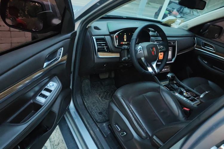 Used Roewe RX8 2018 30T Smart Connectivity Four-Wheel Drive Flagship Edition