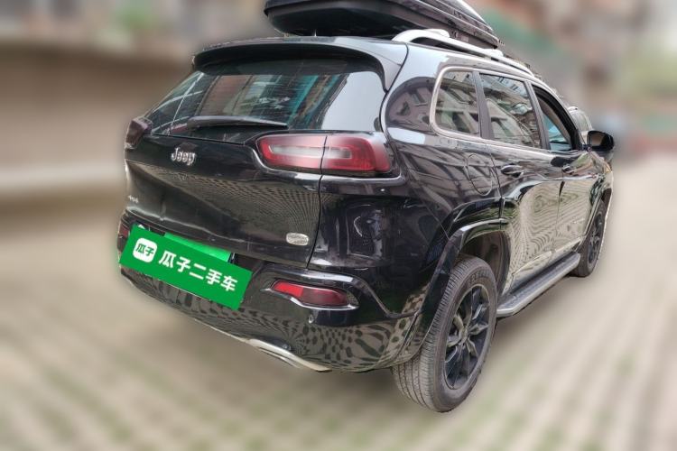 Used Jeep Cherokee 2017 2.4L Professional Edition