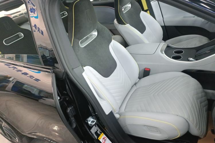 Used Avatr 11 2025 Year Updated Max Extended-Range Version Right Front Seat