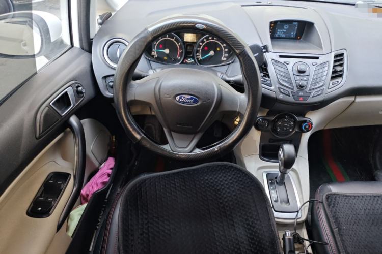Used Ford Fiesta 2013 Sedan 1.5L Automatic Fashion Edition
