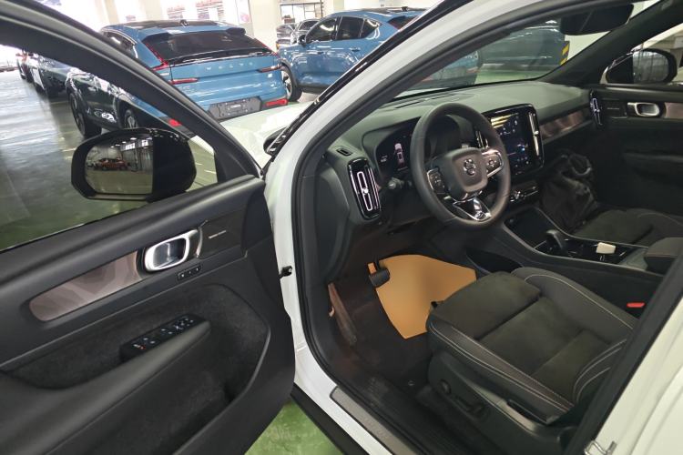 Used Volvo XC40 New Energy 2024 Long-Range PRO Version