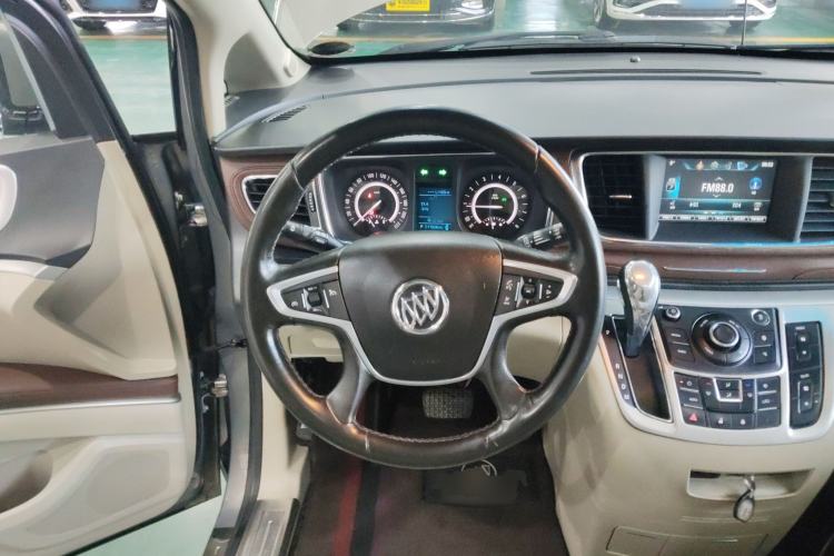 Used Buick GL8 2018 28T Luxury Model China VI Standard