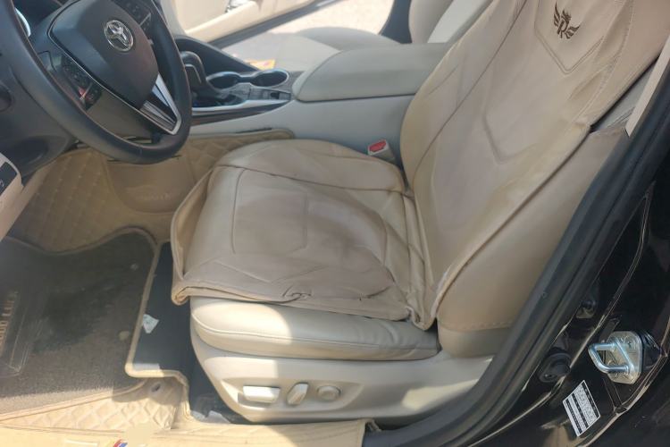 Used Toyota Camry 2019 2.5G Luxury Edition China VI Standard
