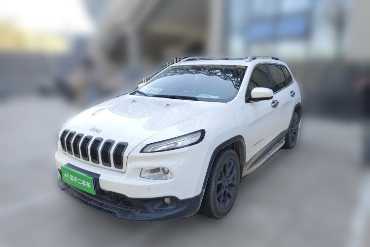 Used Jeep Cherokee 2017 2.0L Superior Edition