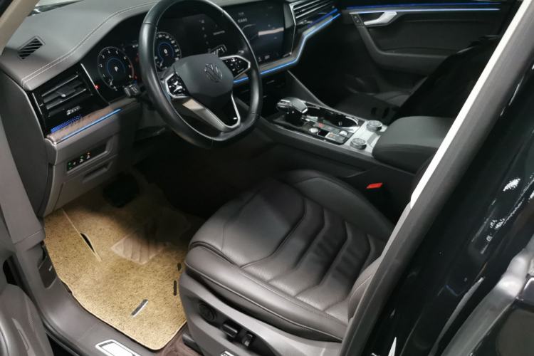 Used Volkswagen Touareg 2023 3.0 TSI Prestige Edition Classic Sport Package