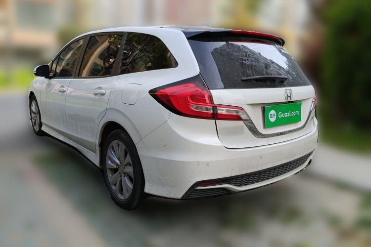 Used Honda Jade 2017 1.8L automatic Comfort version 5 seats
