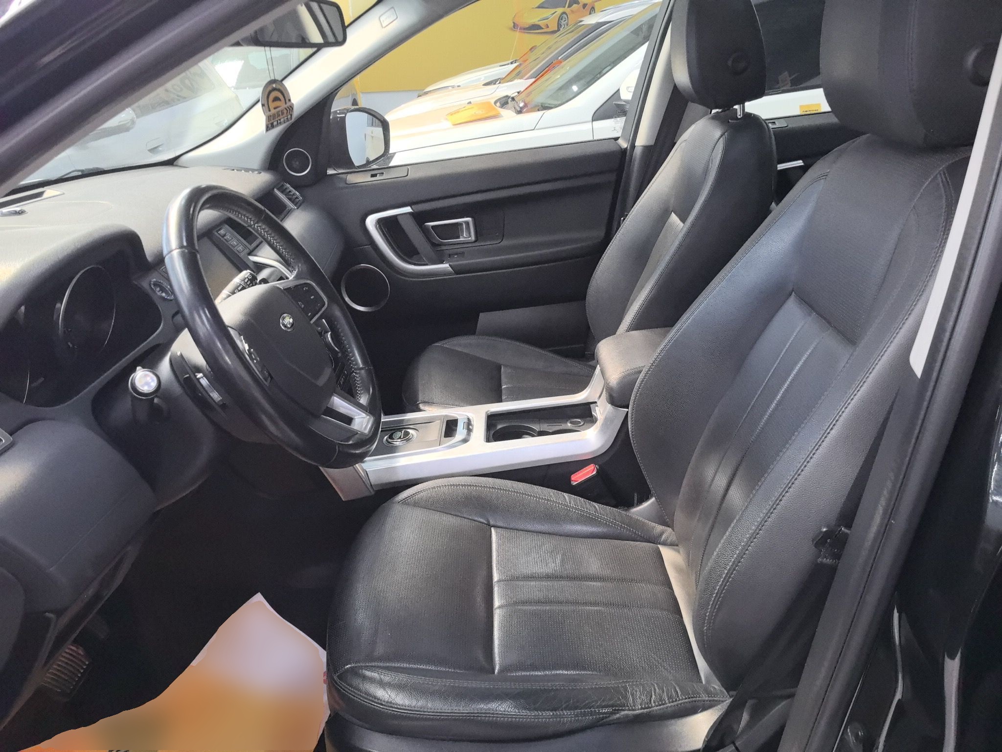 Interior delantero