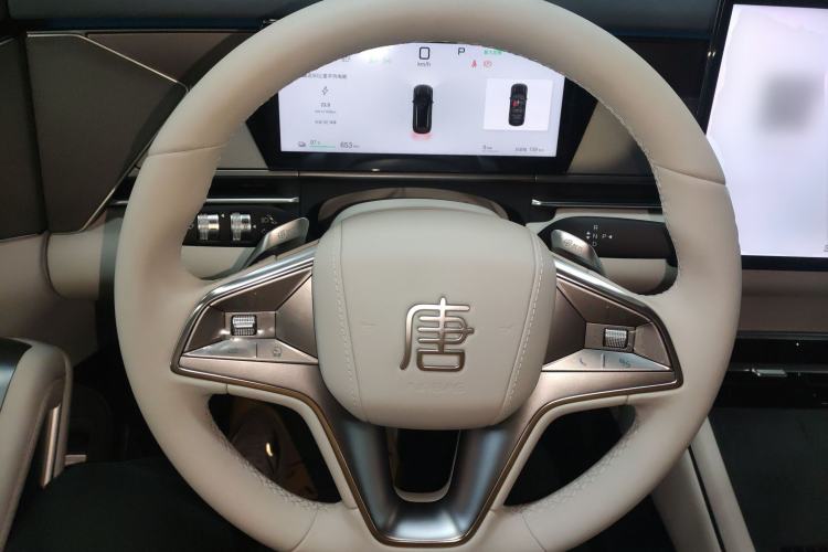 Used BYD Tang L 2025 EV with 670 km Range LiDAR and Premium Features