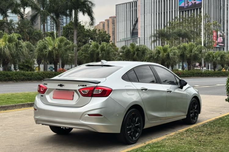Used Chevrolet Cruze 2018 Redline 330T Dual-Clutch Flagship Edition
