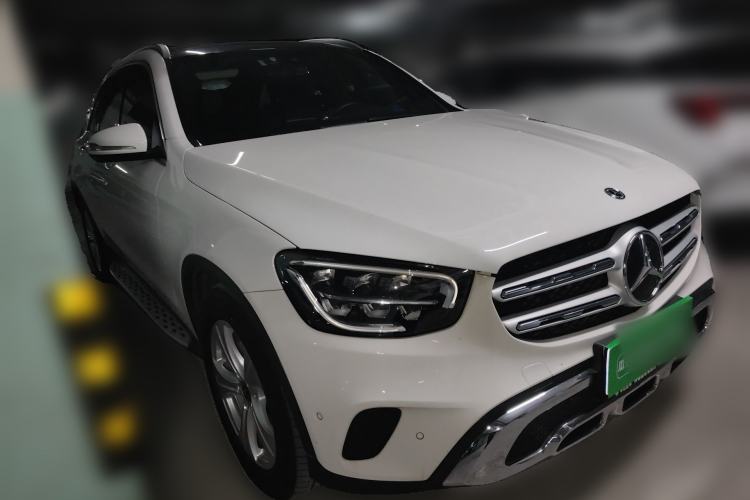 Used Mercedes-Benz GLC 2020 Facelifted GLC 260 L 4MATIC Dynamic Edition Front Right 45 Deg