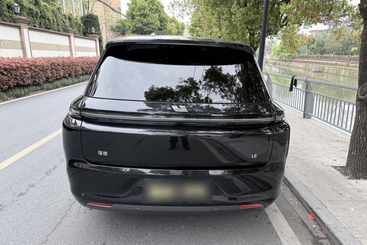 Used Li Auto L8 2023 Pro Model

