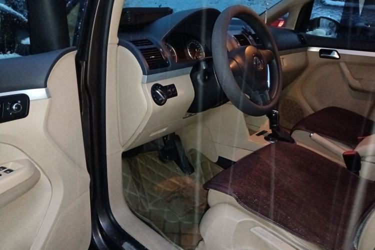 Used Volkswagen Touran 2011 1.4T DSG Zhiya Edition 5 Seats Driver Seat