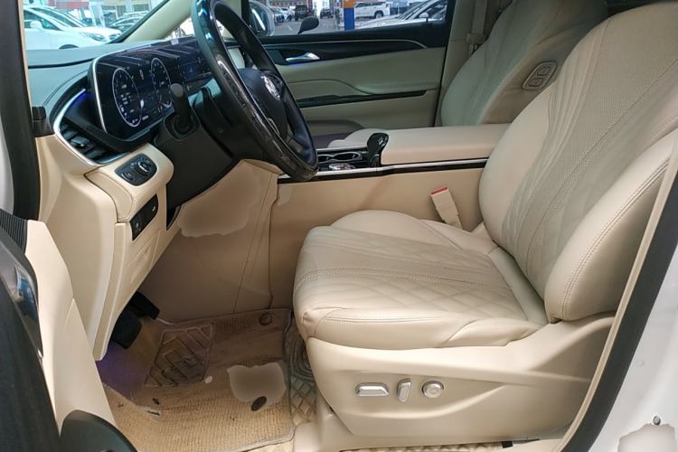 Used Buick GL8 2022 ES Landtrek 653T Luxury Edition Left Front Seat