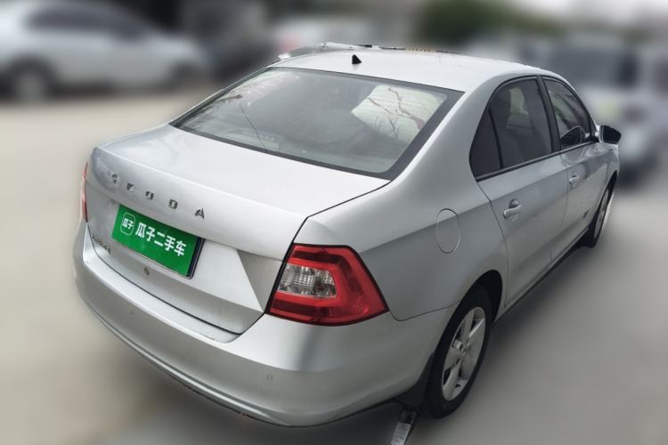 Used Skoda Rapid 2013 1.6L Manual Smart Selection Model