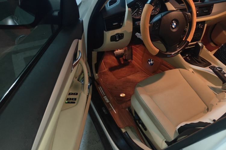 Used BMW X1 2012 sDrive18i Luxury Edition