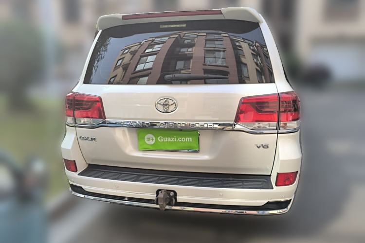 Used Toyota Land Cruiser 