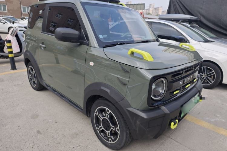 Used Geely Galaxy Panda 2025 210km Panda Rider Front Right 45 Deg