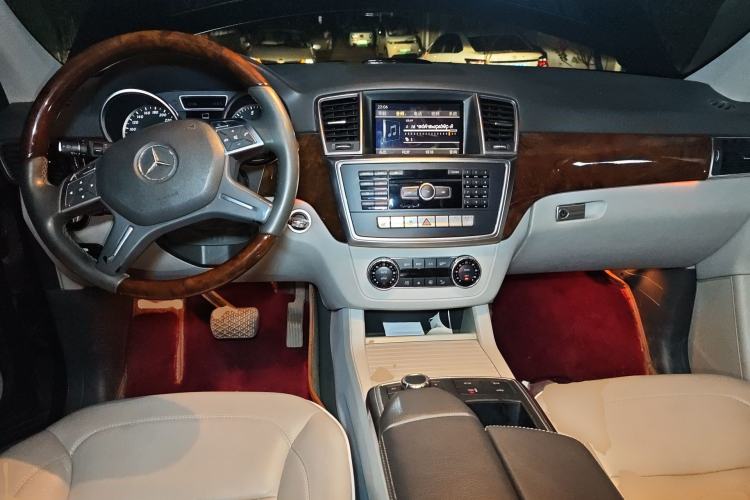 Used Mercedes-Benz M-Class 2012 ML 350 Luxury Edition
