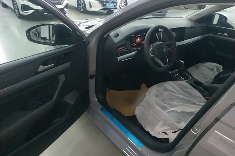 Used Volkswagen Lavida 2023 300TSI DSG Starry Full-Comfort Edition Driver Seat